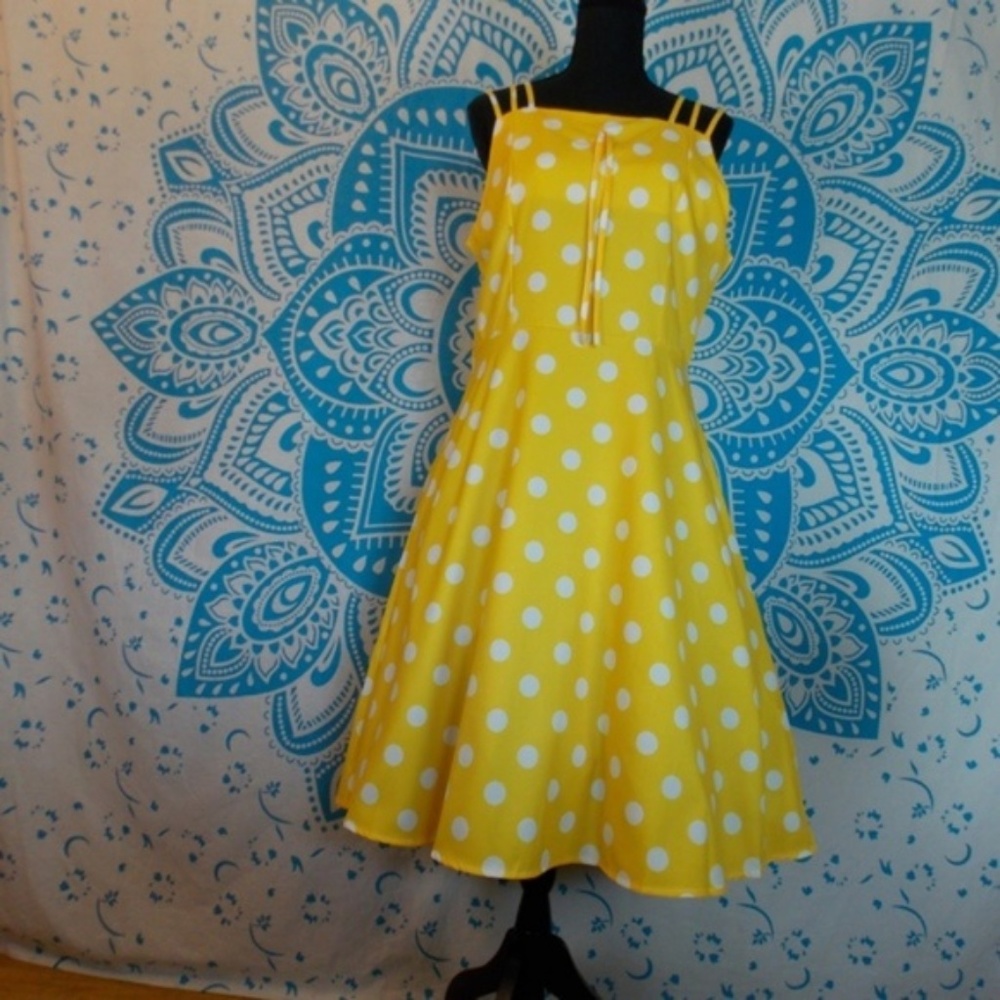 Pinup Yellow Polka Dot Retro 50s Pin Up Dress - Picture 2 of 5